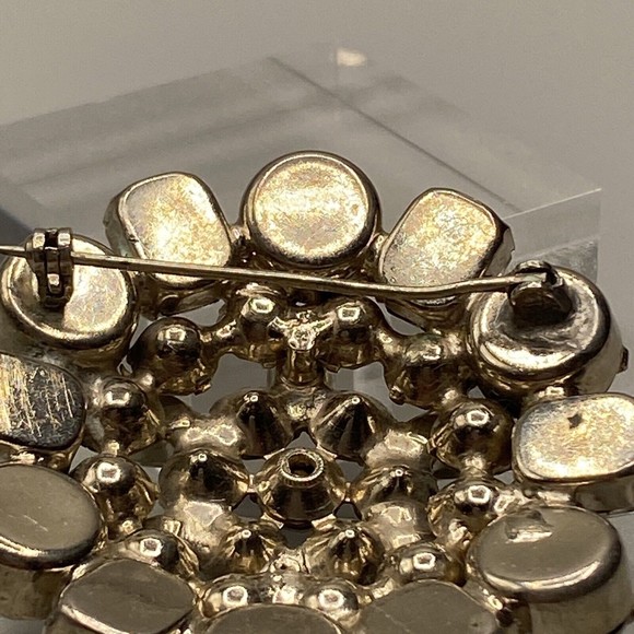 Vintage Faceted Clear Rhinestone Prong Set Brooch Estate Unsigned Brilliant NH - Picture 12 of 12